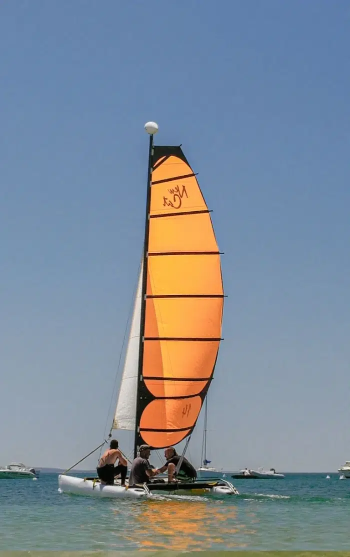 Sortie voile pendant un séjour en camping sur l’île d’Oléron